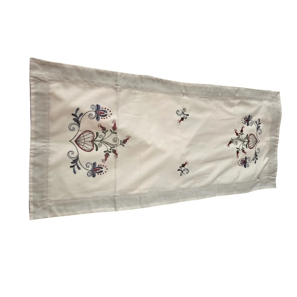 Vintage Nordic Home Sweet Home Embroidered Floral Heart Table Runner Cream